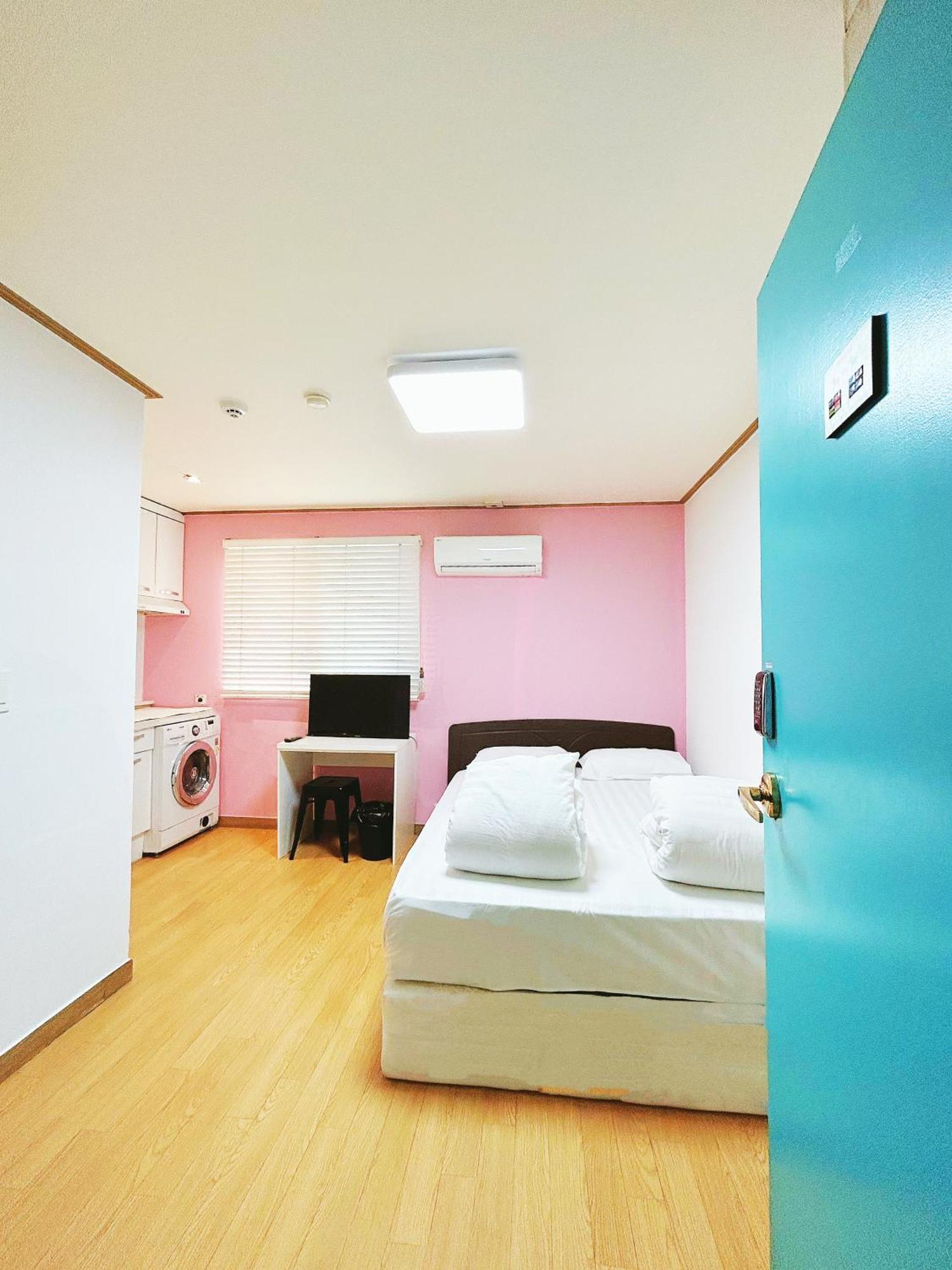 Sarang Guesthouse Dongdaemun Seoul Ngoại thất bức ảnh
